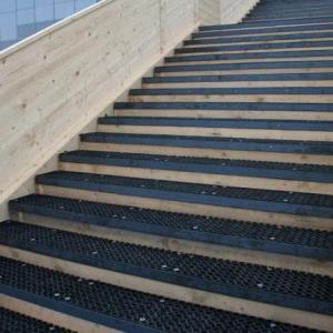 Holzbauten - Holztreppe